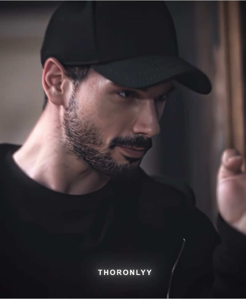 He is so fine #hudutsuzsevda #halilibrahimkarasu #turkishseries #безграничнаялюбовь #халильибрагим  #rec #fyp #viral #aftereffects @sara ⚔️ @jasminekarasu @2442 @daria bolat-karasu @бэлла🦌 @⃟ @? @•nastia||handewix• @G’ @aepamora @☆ 𝓜𝓪𝓷𝓲🍉¹⁰ @stqrmbcrn @dreamfvre @multifandom_z @YusufiiWinchester 