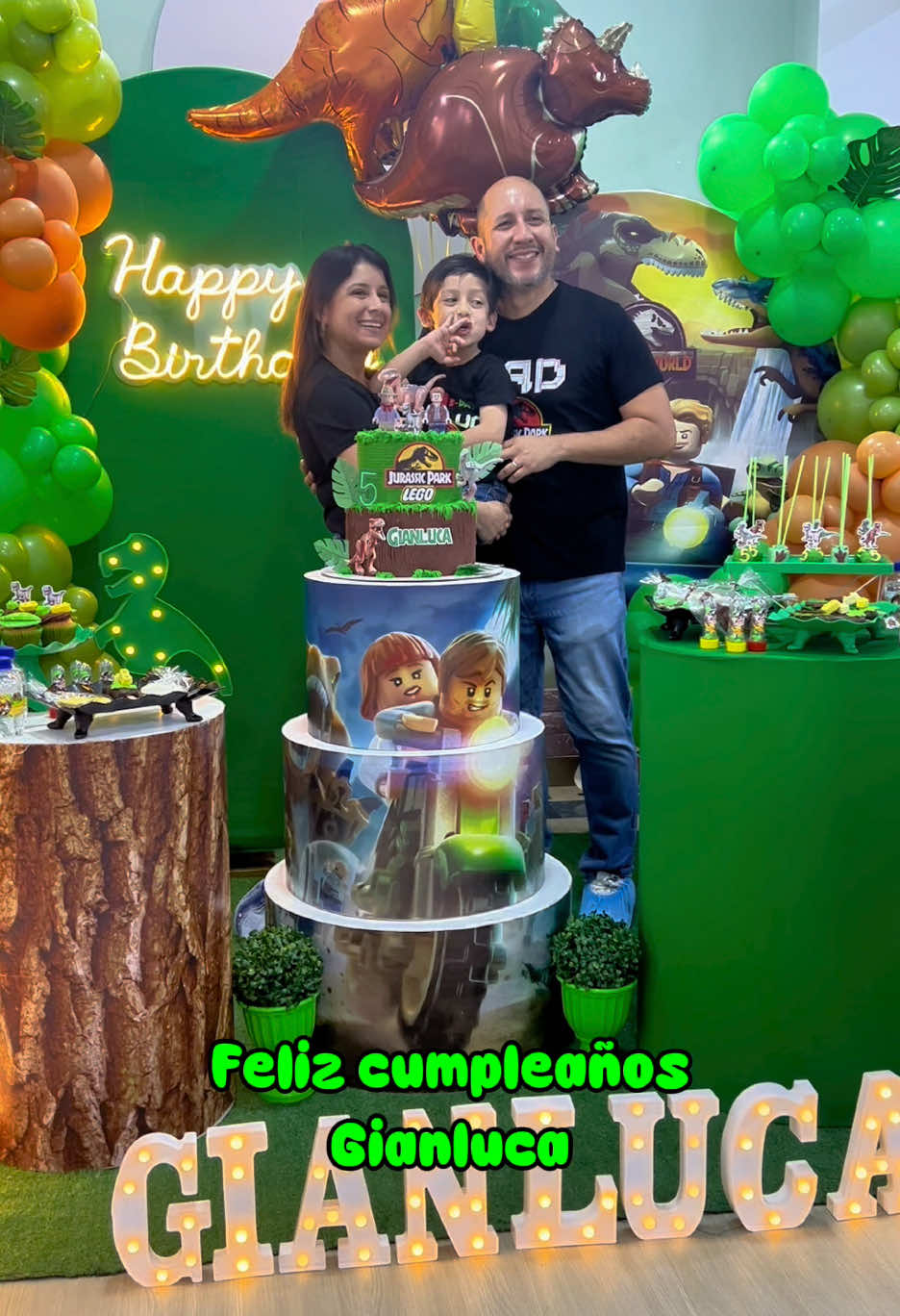 Feliz cumpleaños Gianluca✨ Esperamos la hayas pasado increible 🎉 con nosotros en #kiddosplayground y tu fiesta de Lego Jurasic Park 🦖 Tú tambien puedes celebrar tu cumpleaños aqui 🎉 Av Brasil 3576 Magdalena del Mar #cumpleañosfeliz #jurasicpark #jurasicworld #fiestainfantil #kiddos #kiddosplayground 