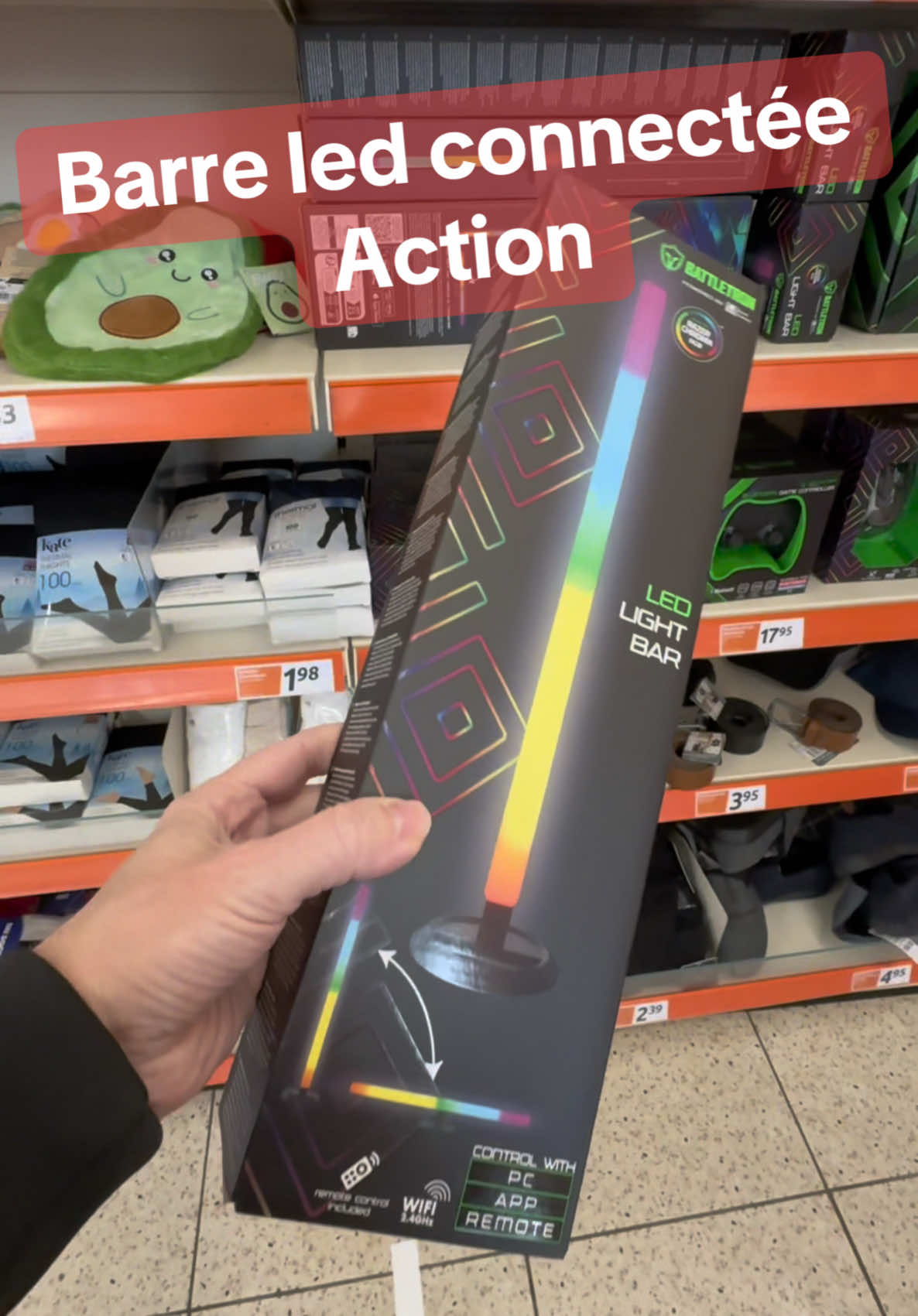 Nouvelle barre led connectée à 8€ chez Action #barreled #led #barrelumineuse #ledgaming #setupgaming #setupgamer #lsc #razerchroma #magasinaction #action 