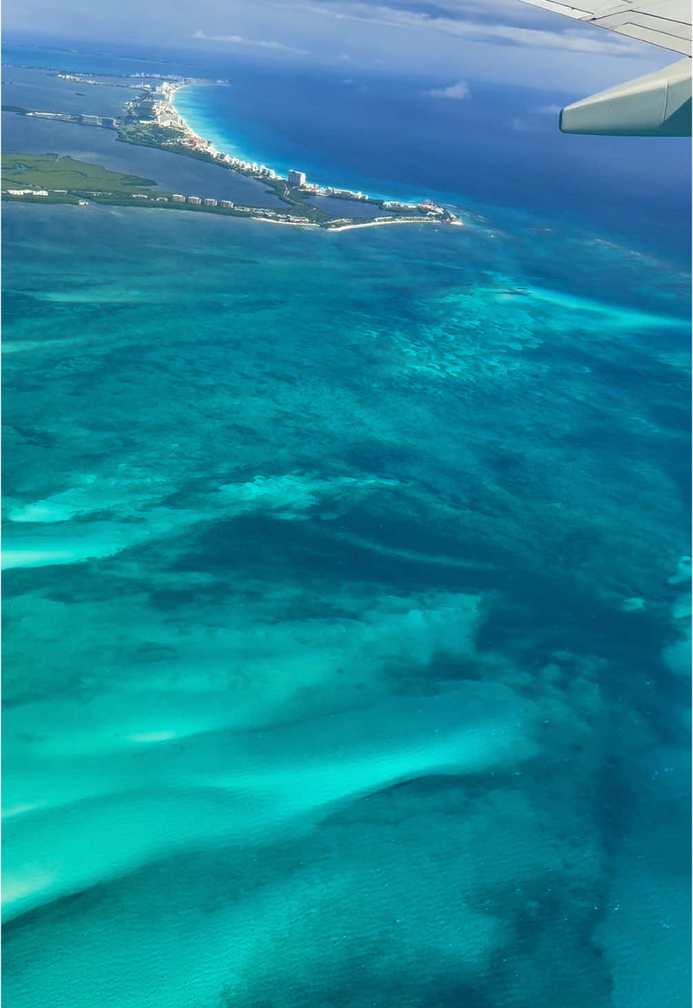 Ganotas de un vuelo a Cancún 🤩 #cancun #islamujeresmexico #tulum #cancunmexico #cancunbeach 