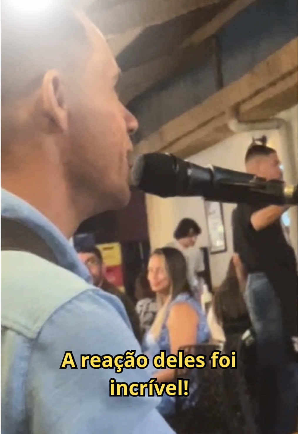 Cantei Dragon Ball Z no barzinho e deu nisso… 👀🔥 #DragonBallZ #Viral #CantandoAoVivo 