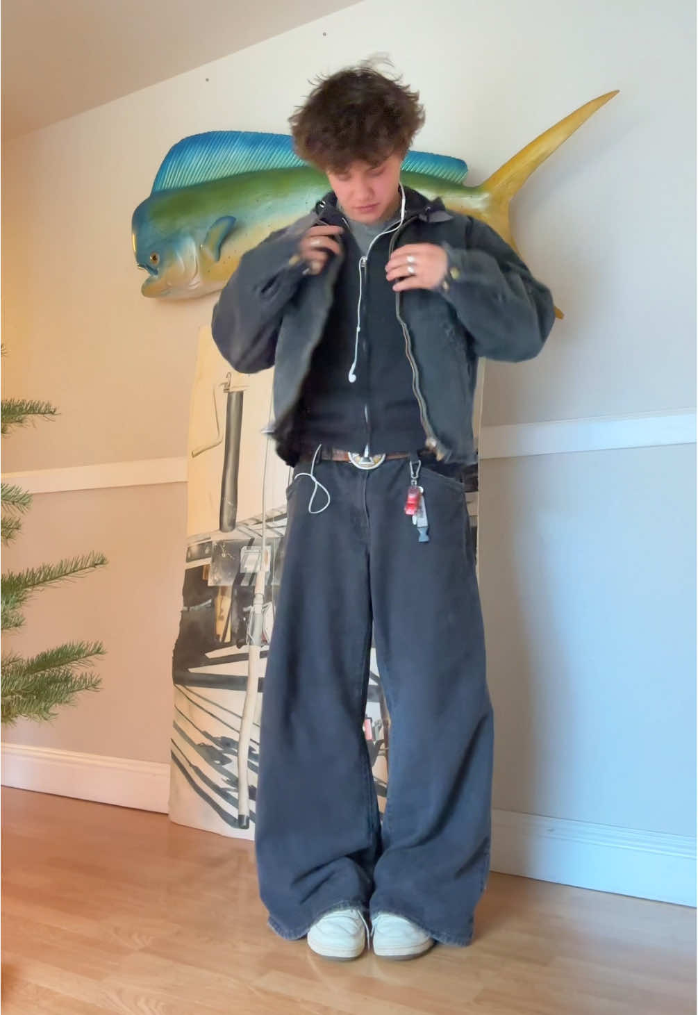 Guest feature @dad‼️‼️ #outfit #fitcheck #ootdinspo #fashion #clothes #surfwear #quicksilver #fyp #OOTD #foryoupage #fall #winter #california #inspiration #reebok #viralvideo #adidas #jnco #rain #workwear #carhartt #dad 