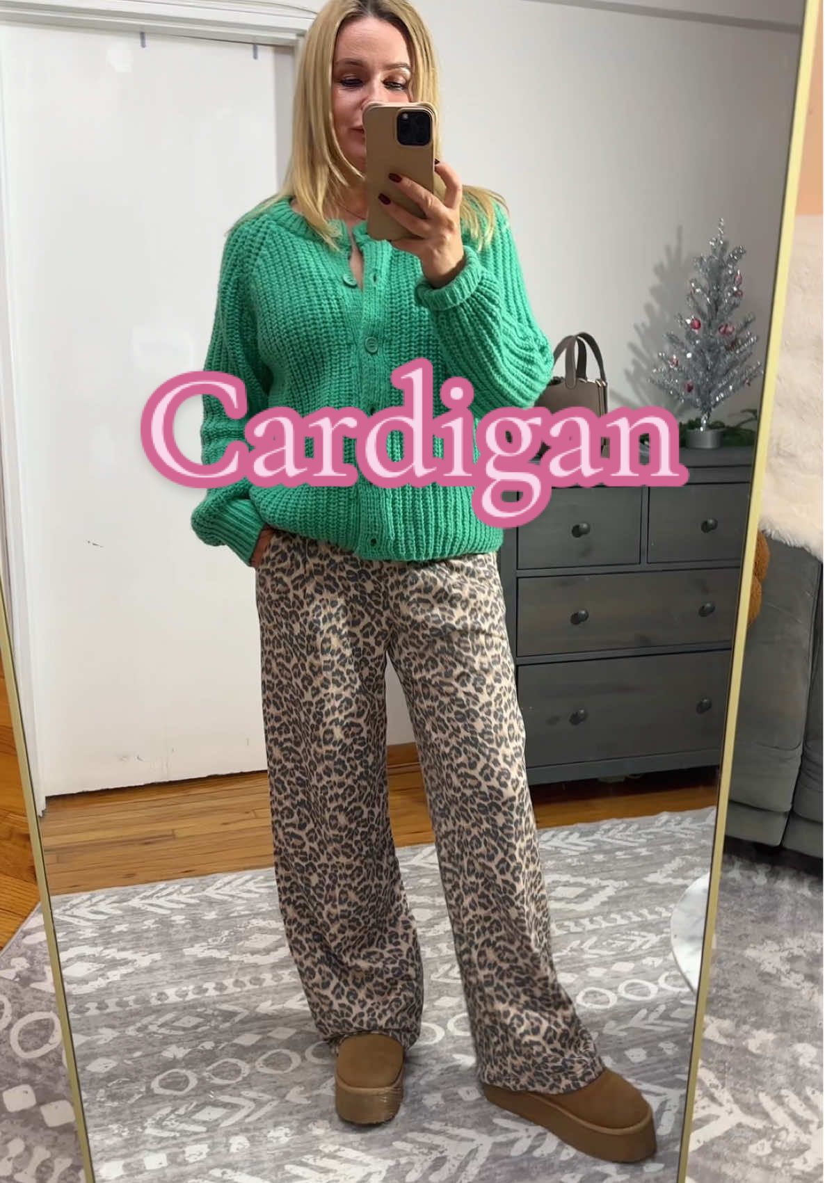 The cutest oversized chunky knit cardigan is on TikTok shop#Cardigan #OversizedCardigan #ChunkyKnitCardigan #Sweater #CuteCardigan #WomenFashion #affordablefashionfind