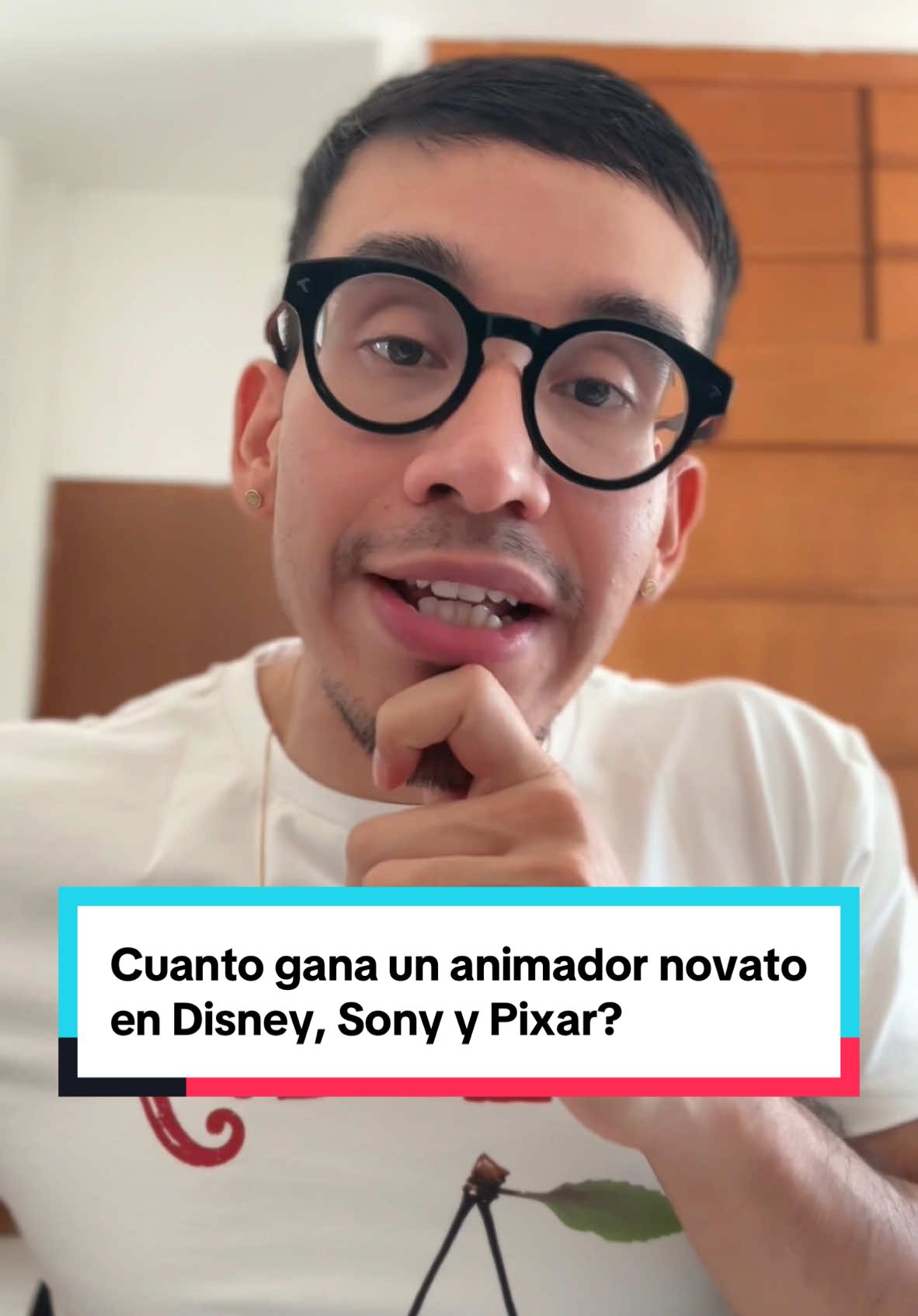 Esto ganan los animadores nuevos en #pixar 😱! #animacion #animador #cine #disney #inspiracion 