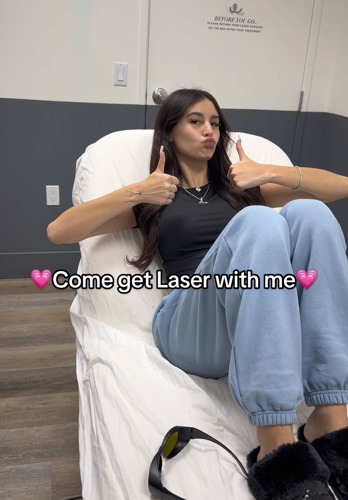 Come with me to @LaserAway 💗#laholiday #lapromotion 