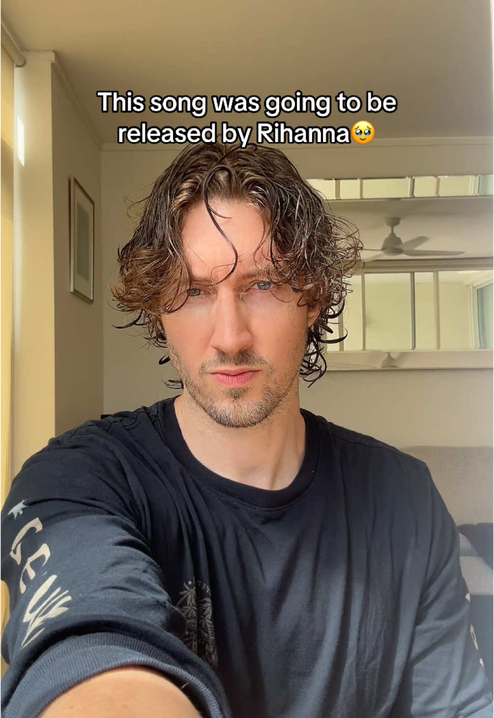 hundreds of you have asked for the release date of the Rihanna song 5000 comments and I’ll post it in the comments 😱