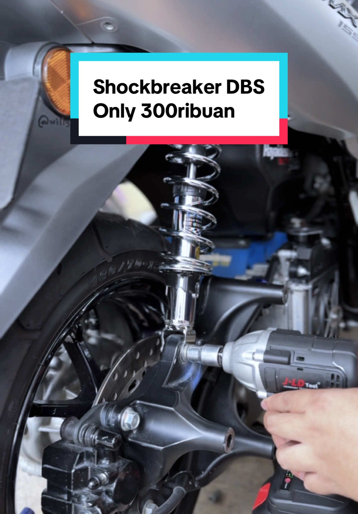 Membalas @inks Shockbreaker DBS 305mm Model 8889 Untuk Nmax new Ready juga ukuran dan type motor lainnya bisa di cek di keranjang kuning ya bosku #shockbreaker #shockbreakerdbs #dbsshockbreaker #nmax #nmaxmodifikasi #nmaxsilver #wibgajian 
