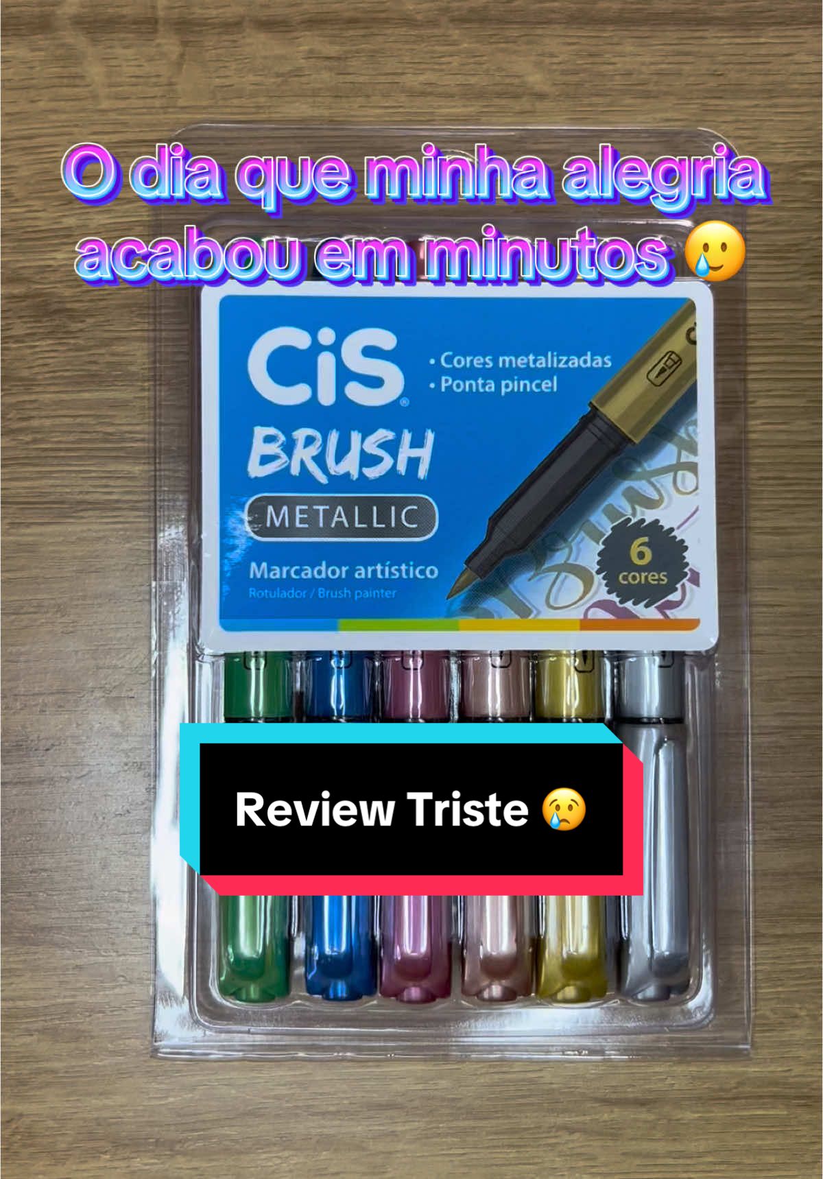 Testando as canetas Brush Metálicas da @CiS que infelizmente vieram secas 😢😭… poxa CiS gosto tanto dos produtos de vocês, o que aconteceu com essas canetas? Obs: comprei esse kit diretamente da @Amazon   #canetascis #canetasbrush #cisbrasil #cisoficial #cis #marcadores #canetasmetalicas #pintura #coloring #coloringpages #amazonbrasil 