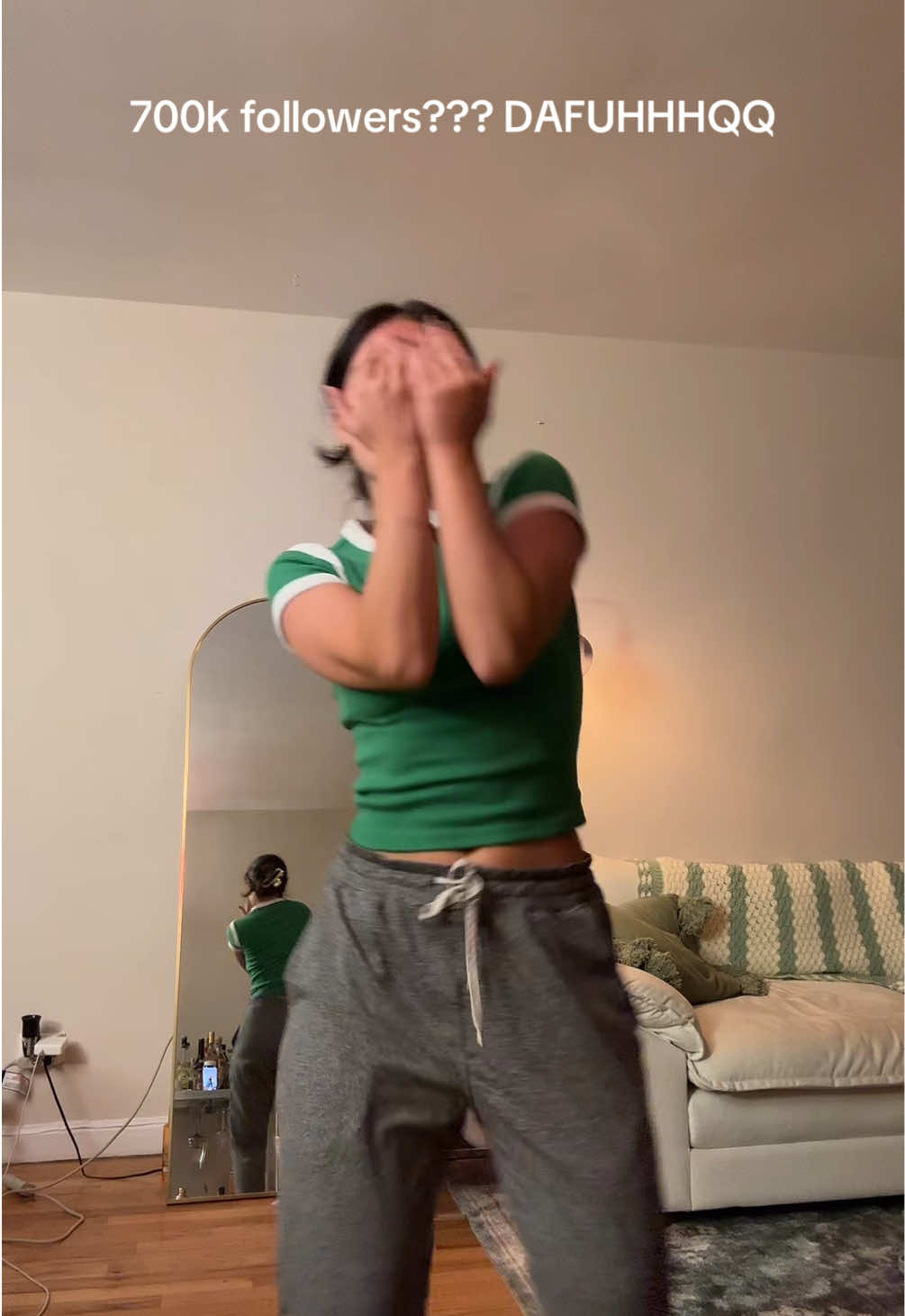 700,000 of you… IS THIS REAL? thank you AGAIN for watching me embarrass myself on this app. i thoroughly enjoy making people laugh, so this is amazing news HAVE A GREAT NIGHT XOX I LOVE UUU 