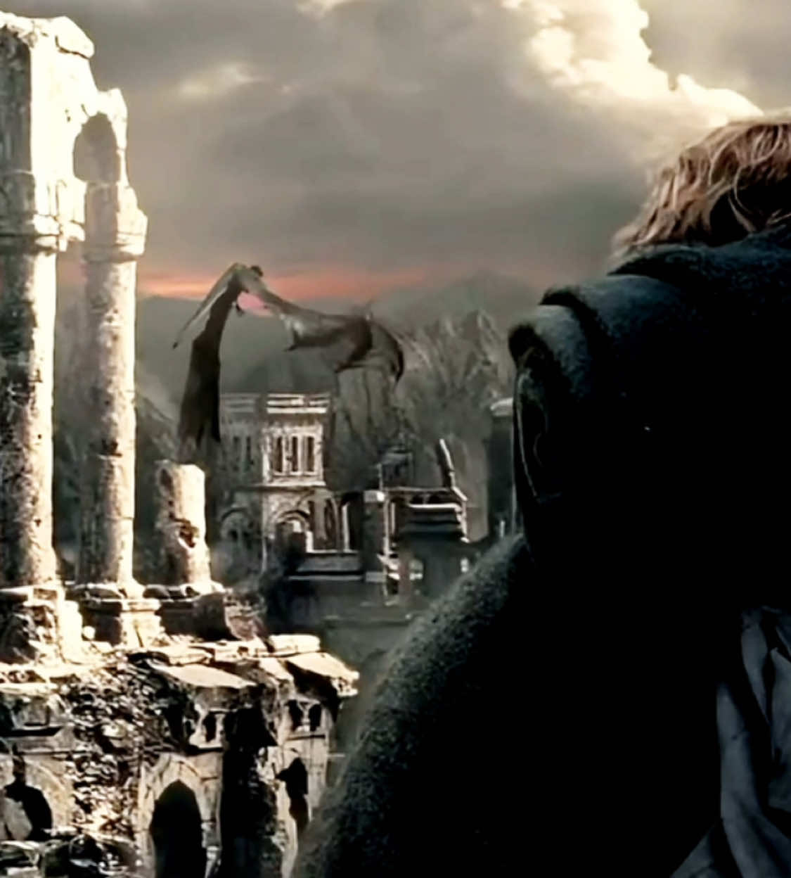 Samwise the Brave ||  #samwisegamgee #fellowship #frodobaggins #frodo #mordor #samwise #LOTR #middleearth #hobbit #hobbits #theonering #tolkien #lotredit #movieedit #fyp 