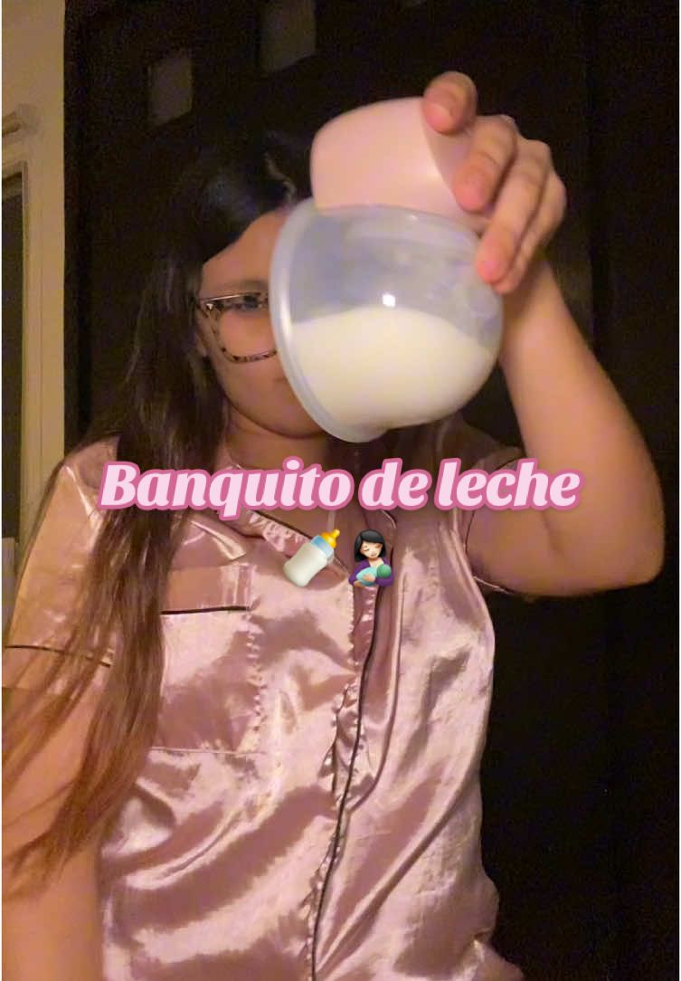 extracción matutina de 3 humildes onzitas 🤌🏻 🍼   #lactancia #lme #lactanciadiferida #bancodeleche #momcozy #extractordeleche #libredemanda #banquitodeleche #momcozys9 #lactanciamaternaexclusiva #newborn 