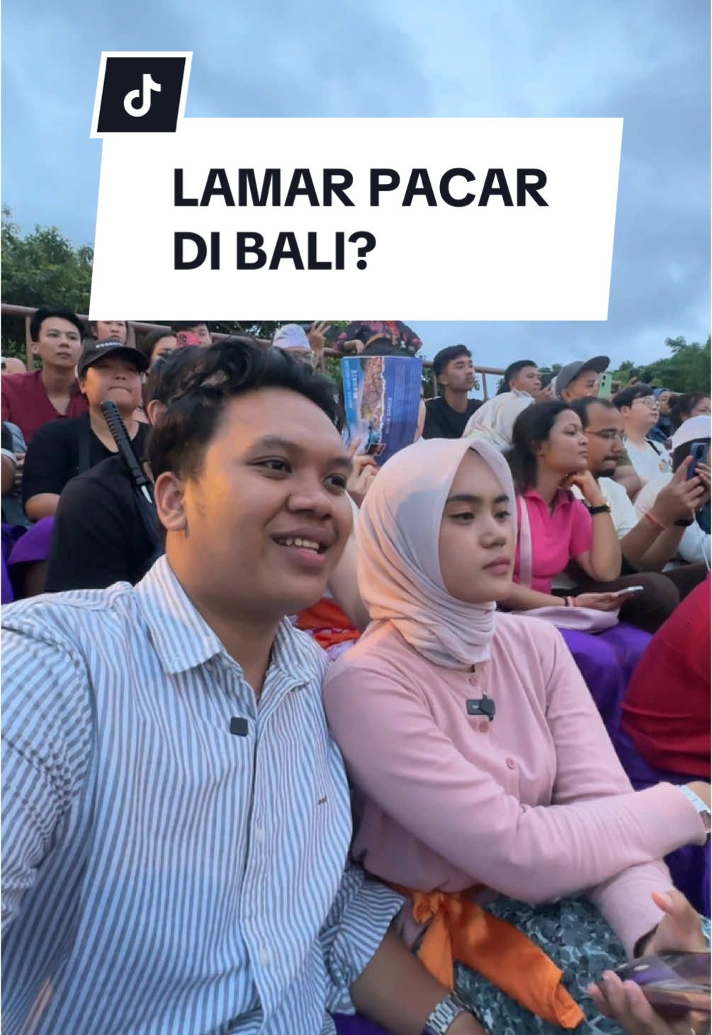 Membalas @jendela_kobong akhirnya bisa ngajak dia ke salah satu tempat sakral dan romantis di bali 