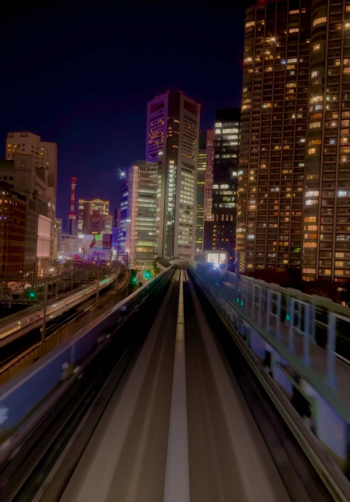 ③Different Trains in ①Frame🚂🚉🚄 #japan #日本 #roadtrip#roadtriprive #電車 #でんsha #cinematic #tokyo #night #夜景 #cityview #モノレール #monorail #aesthetic #旅行 #夜景スポット #fypシ゚viral 