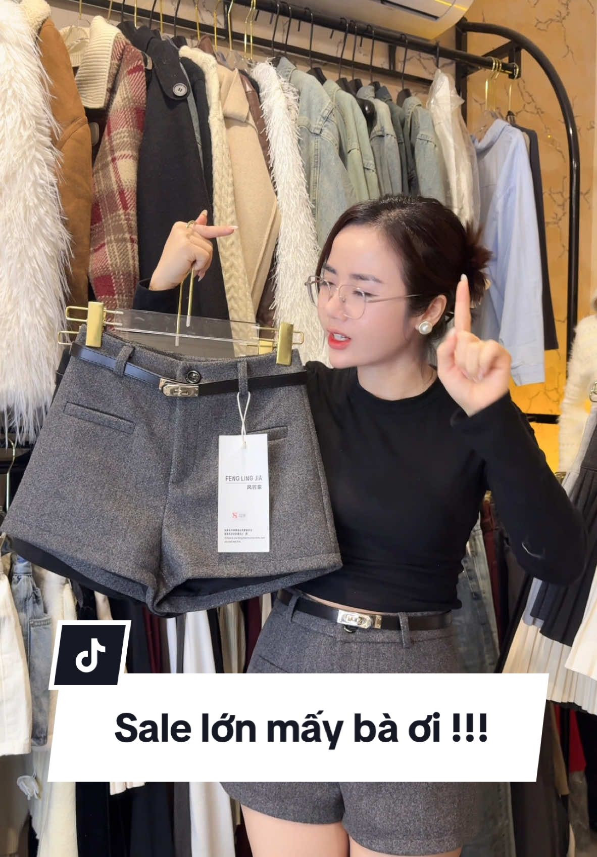 sale lớn mấy bà ơi #salecuoinam #salethang12 #tattajeans #xuhuongtiktok #quansoocda 