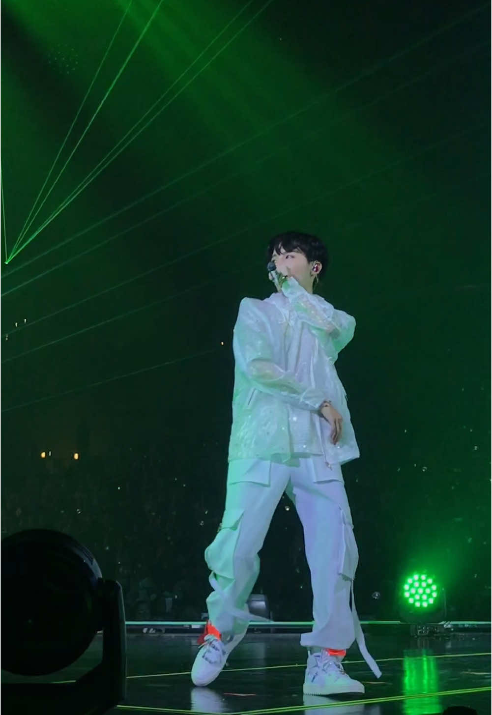 this hobi was too fine #loveyourselftour#hobi#jhope#junghoseok#bts#btsarmy@BTS 