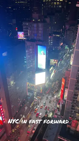 #fyp #fypシ #nyc #newyork #newyorkcity #timesquare #walk #walking #fastforward #living #livingmybestlife #timelapse #manhattan #bigapple 
