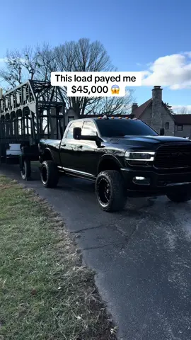 This load payed me $45,000 for 5 miles of haul! #trucking #truckers #carhauler #carhauler #truckersoftiktok #trucktok #truckerlife #truckerlifestyle #ram #fyp 