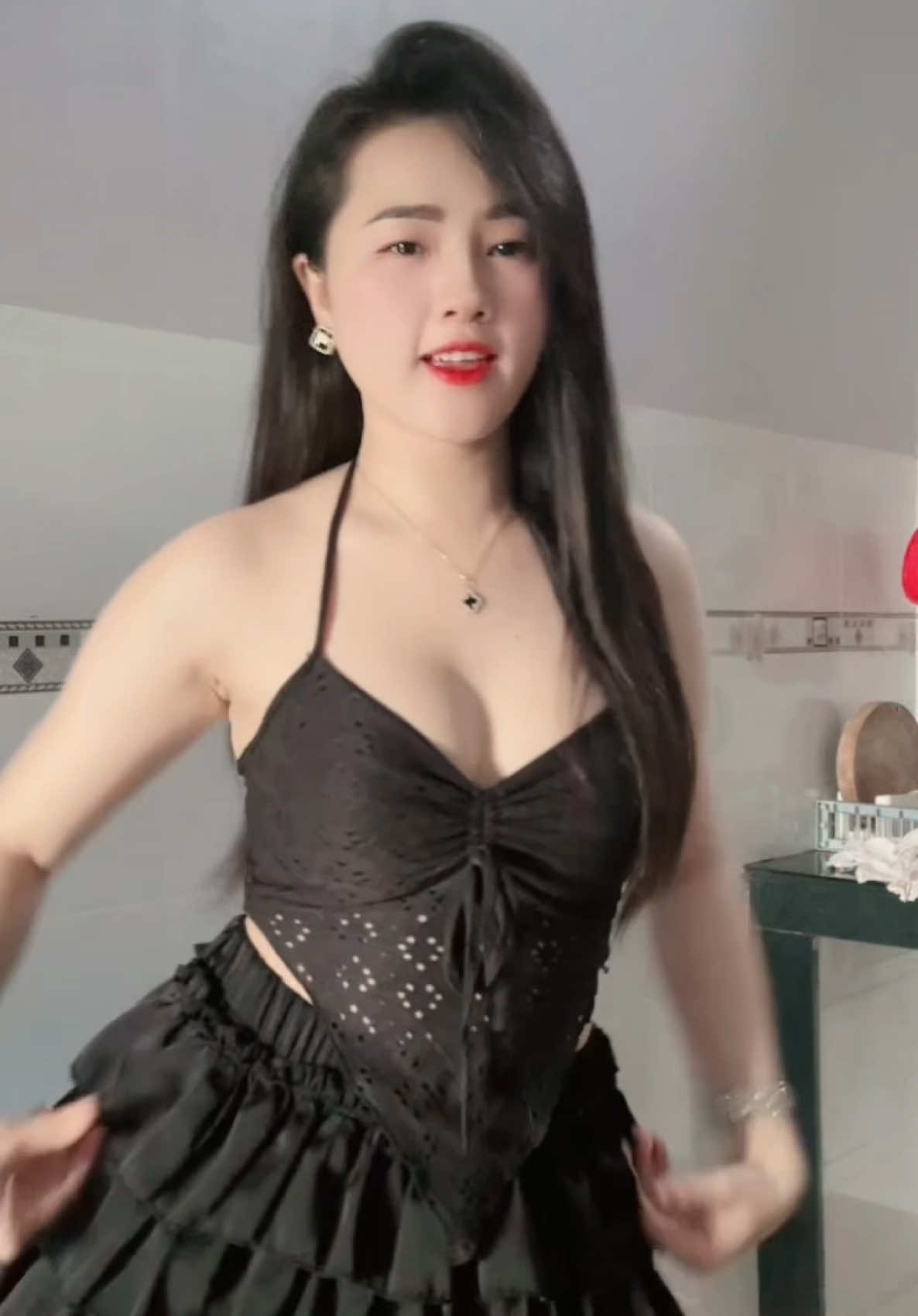 Dạo này cô ấy siêng lên video rồi 🤭🤭 ##omsauremix##nhachaymoingay##xuhuong2024##fyp