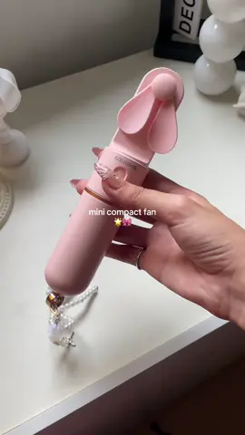 cutest portable fan from @GOOJODOQ.STORE.PH 🌟 #fyp #goojodoqfan #GOOJODOQ #minifan #portablefan #miniportablefan #viral #trendy #foryoupage #fyppppppppppppppppppppppp #makethisviral 