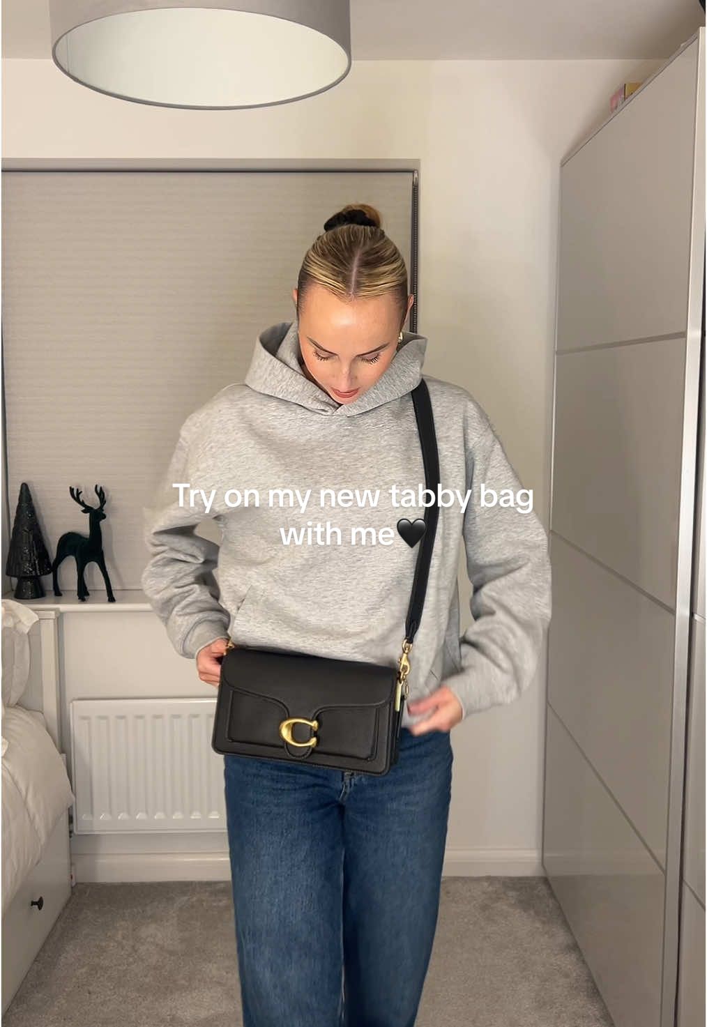 Try on my new tabby bag with me🖤 #coachbag#tabbybag#handbag#tryonhaul#coachnewyork#bagcollection#christmaspresents  