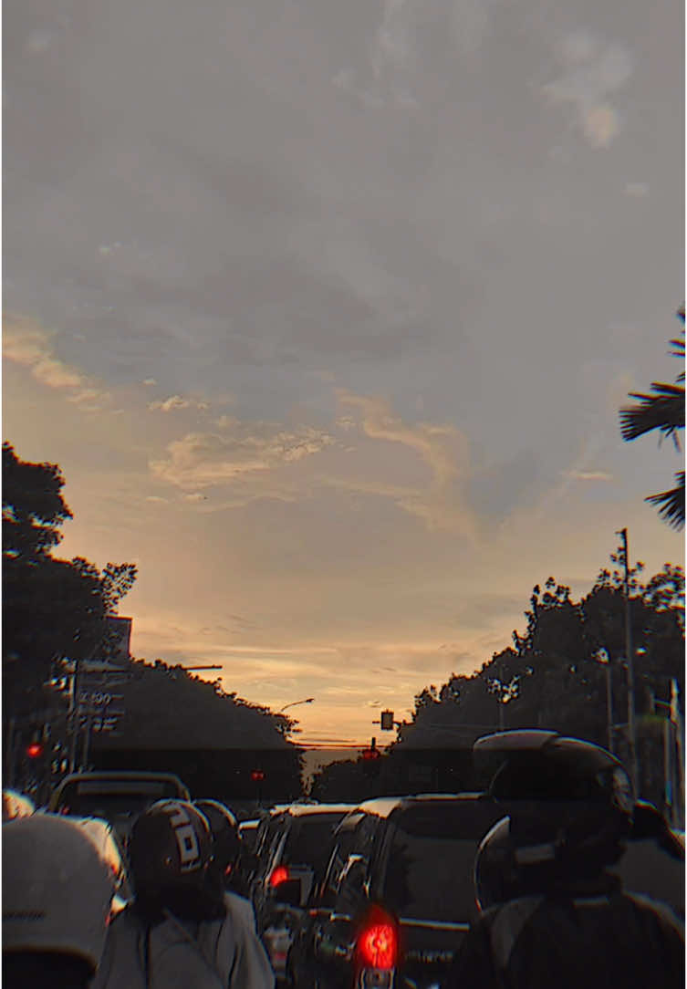 Garamnmadu Bandung #JJCapCut #garamnmadu #bandungaesthetic #sunset #bandung #fypage