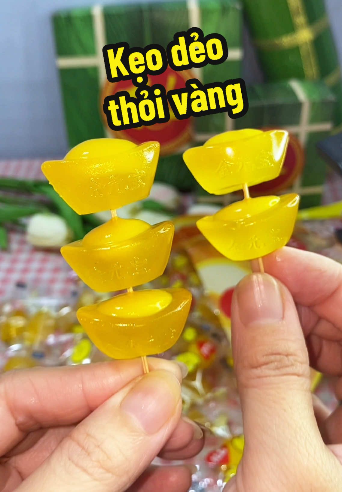 Kẹo dẻo thỏi vàng nhân tan chảy, kẹo dẻo kim ngân bảo ILU MALL #anvatngon #anvatthynguyen #anvattiktok #mukbang #keodeo #tet2025 