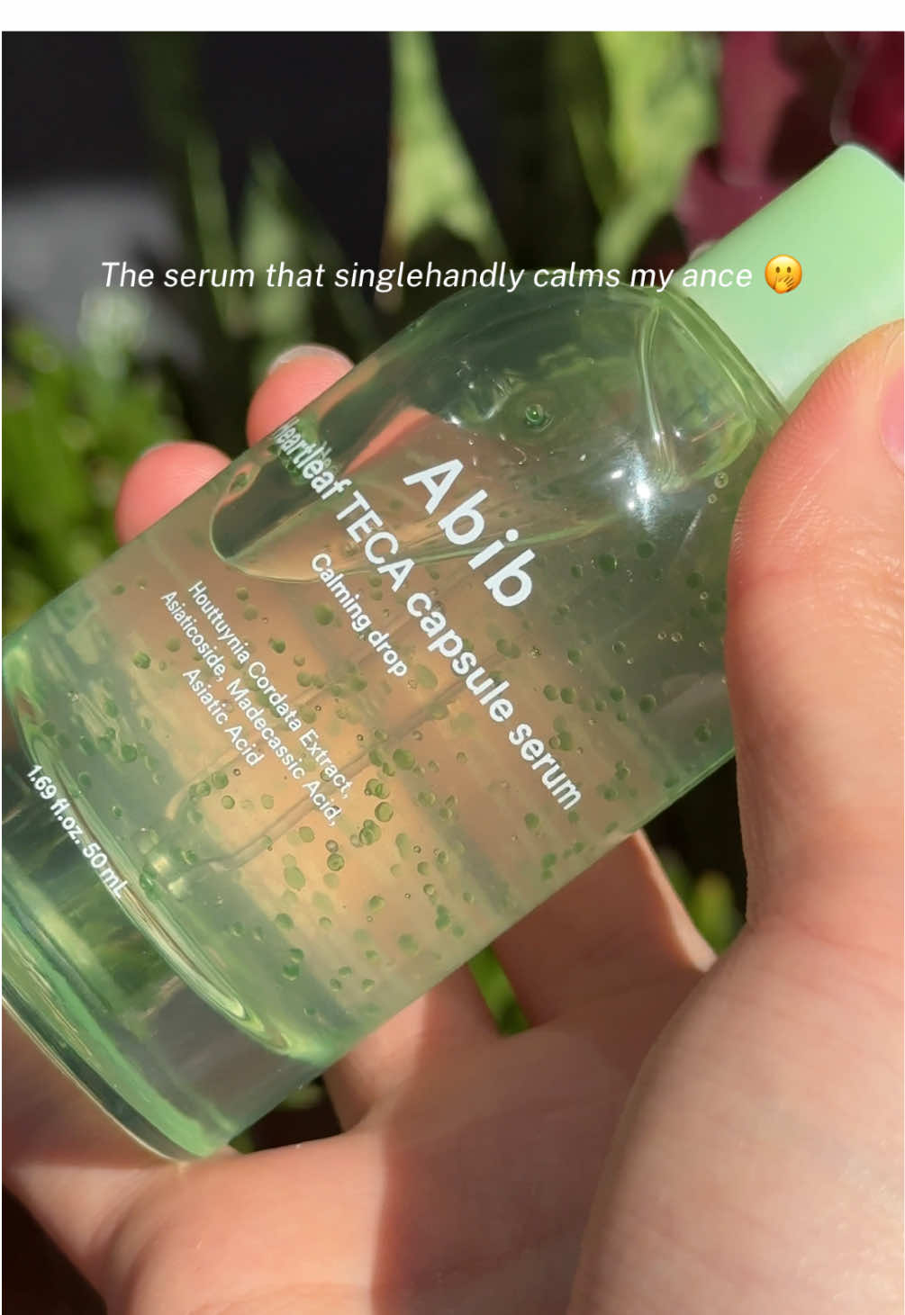 I’ve ben using this serum for 1-2 weeks and here are my thoughts! I found this serum to be very calming and I really liked the extra moisture it would add to my skin thanks to the TECA and the liposome tech used to penetrate the skin layers more easier! This serum also targets hyperpigmentation as a result of acne-  with niacinamide! the cooling sensation after application is a big plus for me too. #abib #abibambassador #TECASerum #centella #koreanskincare #TECASkincareJourney #TECAcapsule gifted  @Abib Global 