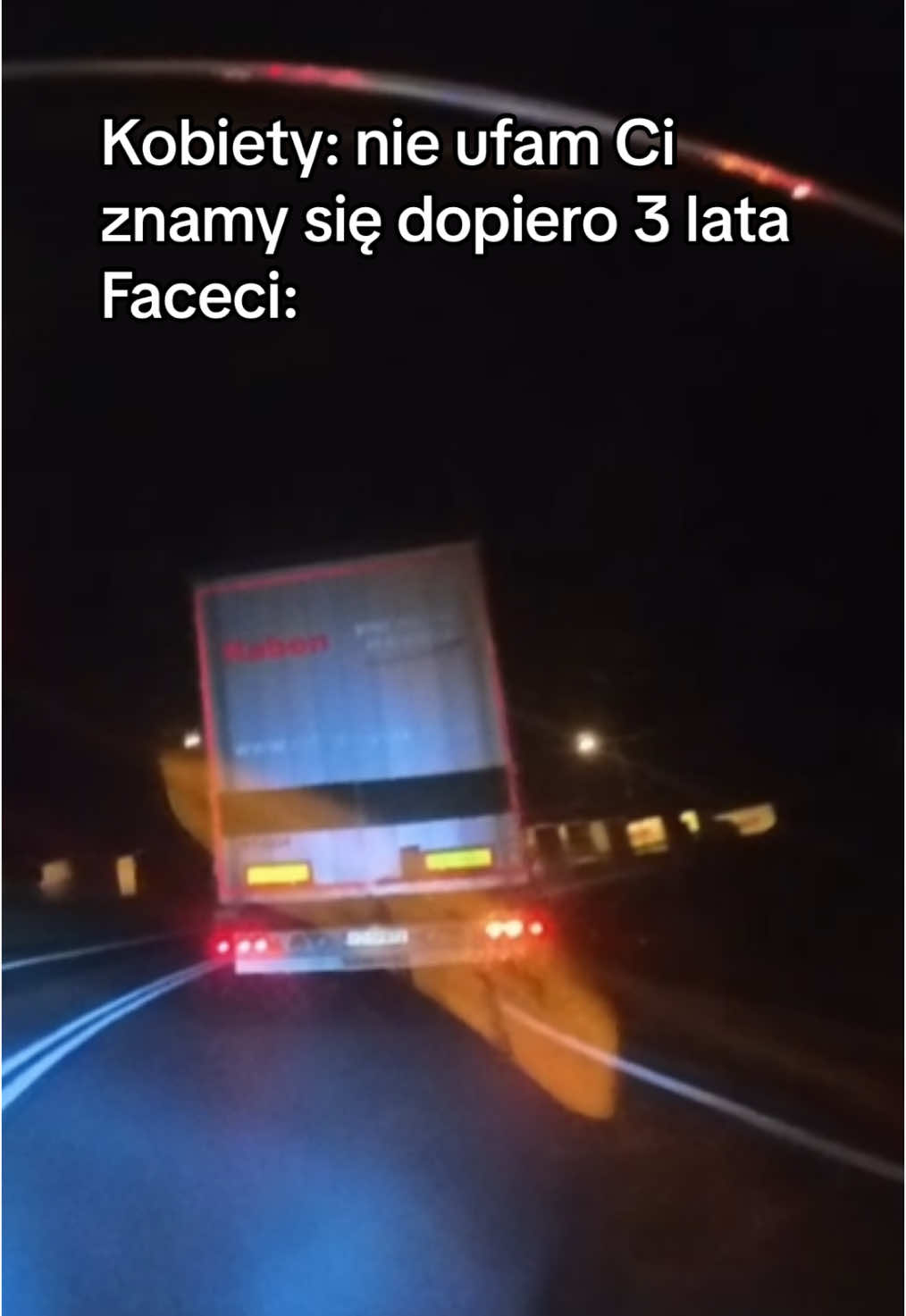 Fake situation, AI generated #motocykle #motocykl #ciężarówka #trucker #motorcycle #bikelife #mem 