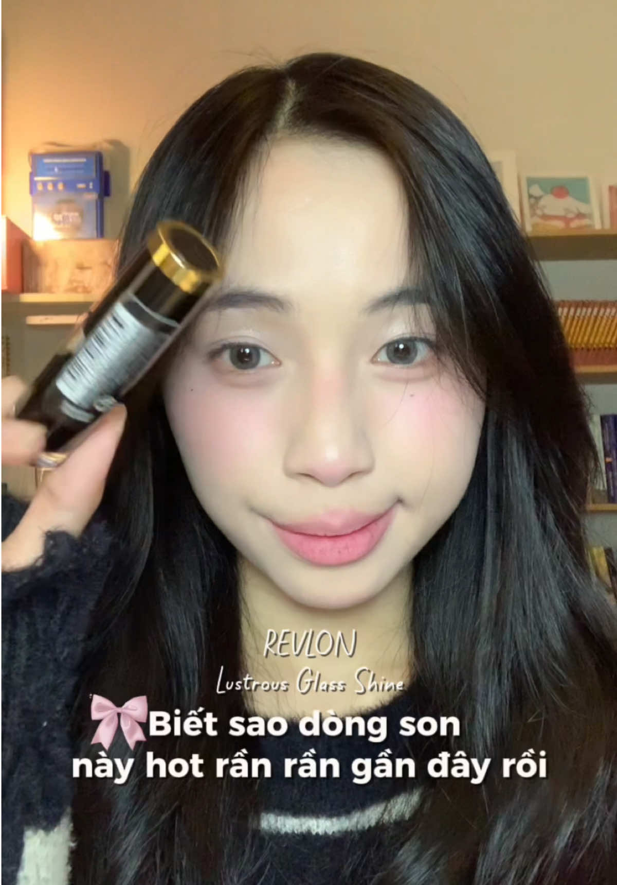 Cứ dùng son thỏi là thấy hoài niệm điêng đi =))))) #xuhuong #reviewlamdep #revlon #upbase #goclamdep 