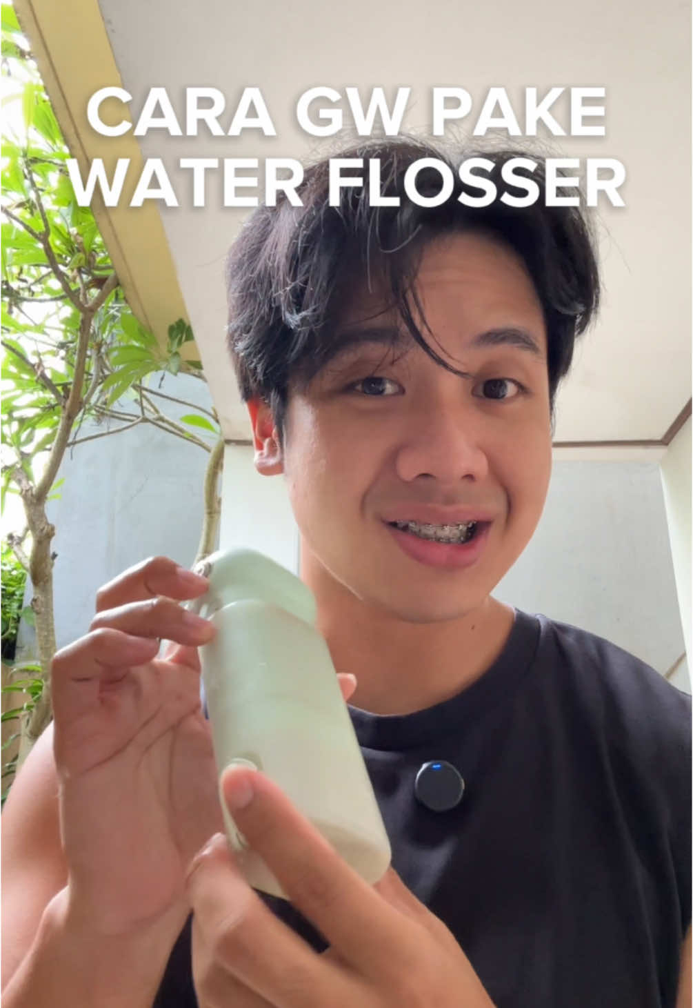 kalau karang gigi ya tetep harus scalling, gabisa pake water flosser doang. ini lebih ke buat bersihin kotoran di sela gigi kita yang gabisa dibersihin sikat gigii, selain biar mulut ga bau, ini jg buat kesehatan gusi jugaa #oralcare #oralhygiene #bracestips #oralhealth #baumulut 