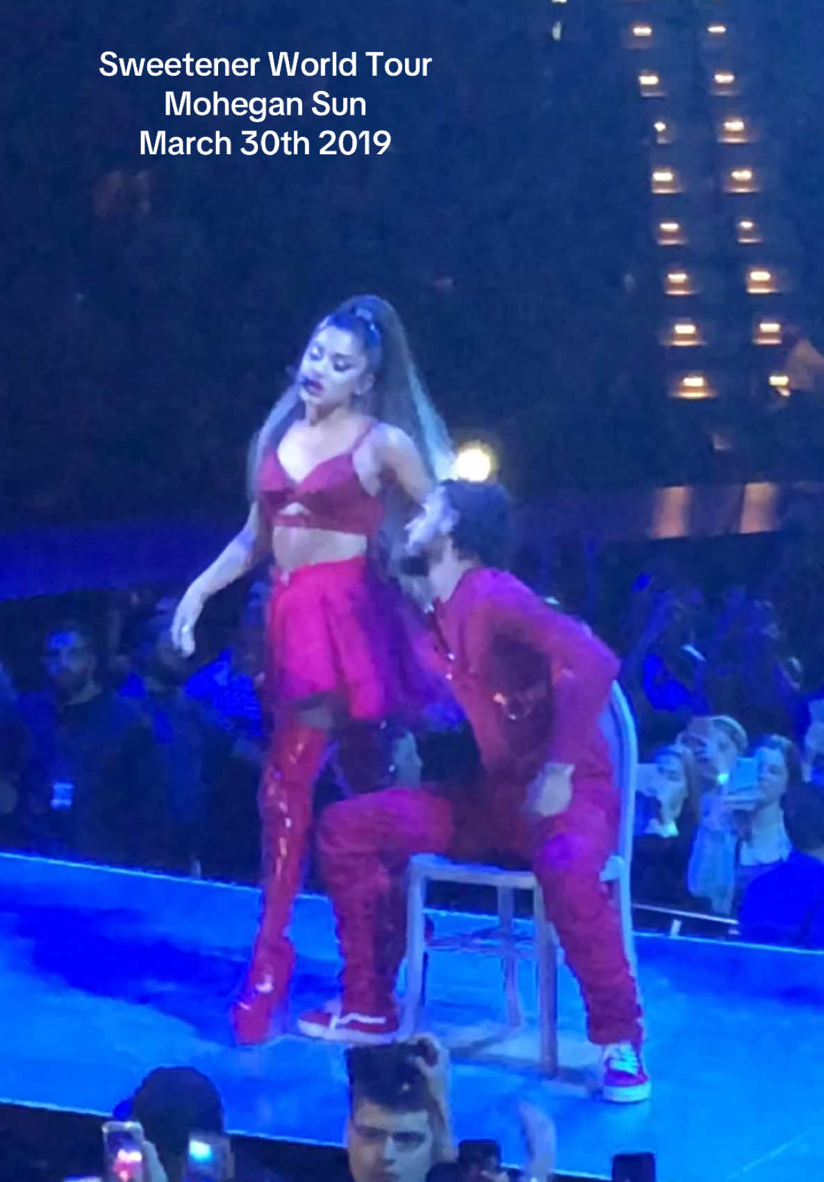 it’s been 87 years since tour 😓 we miss u sm  @arianagrande #arianagrande #buwygib #breakupwithyourgirlfriend #sweetener #thankyounext #sweetenerworldtour #2019 #precovid #myeverything #posistionsarianagrande #eternalsunshine #wecantbefriends #connecticut #worldtour #wicked #7rings #notearslefttocry 