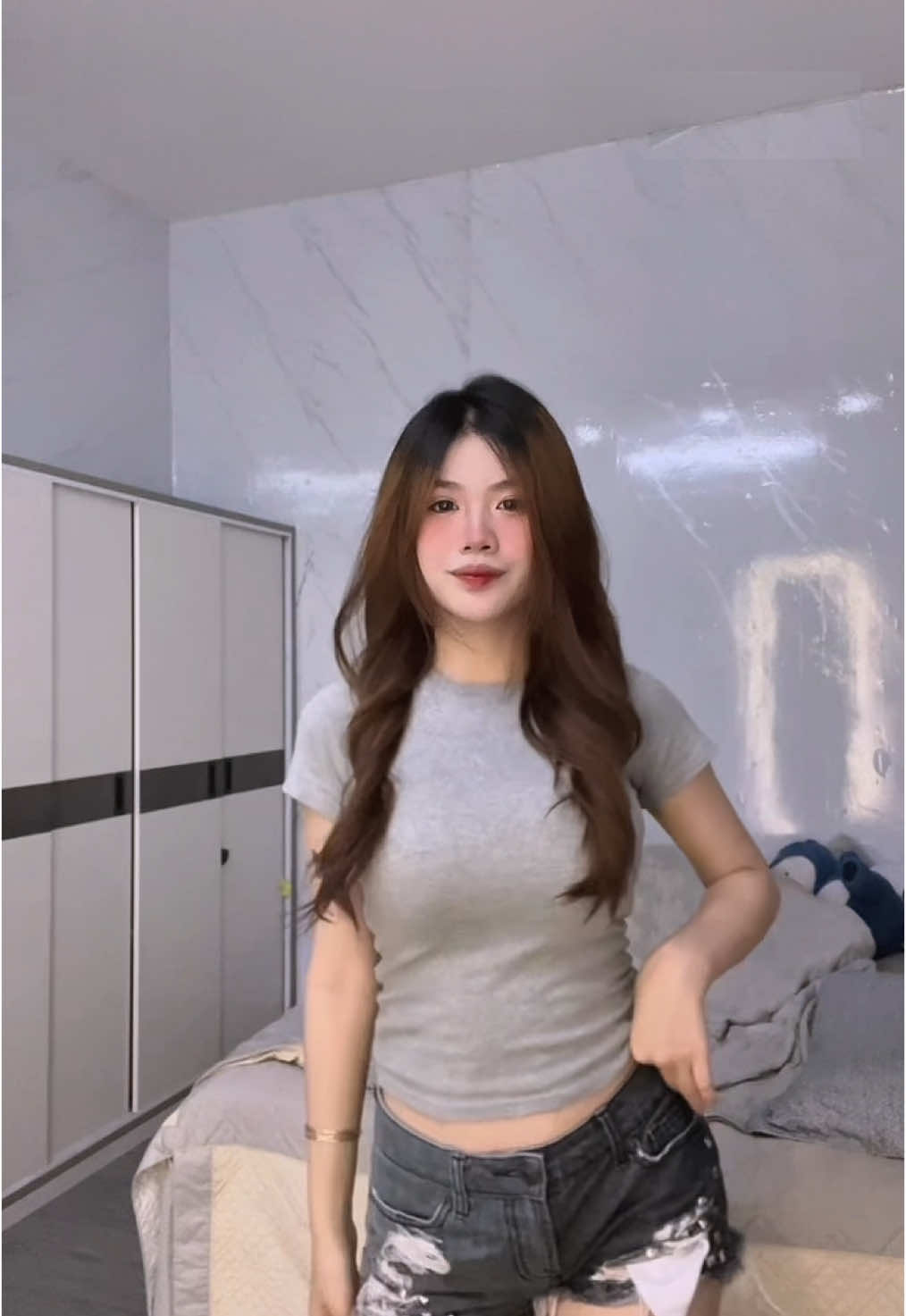 👀🫰🏻 (dc:@Con người )#xuhuong #xh #fly #tiktokviral 
