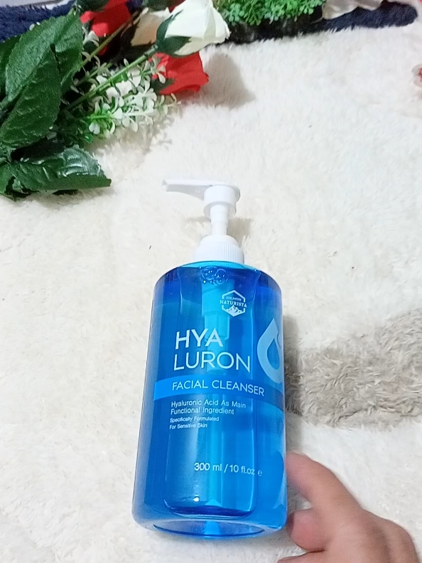 Naturista เจลล้างหน้าสำหรับคนผิวแห้งต้องการความชุ่มชื้น Hyaluron Facial Cleanser 300ml ราคา ฿139.00#ขึ้นฟีดเถอะ #เมนูดังtiktok #typppppppppppppppppppシ 