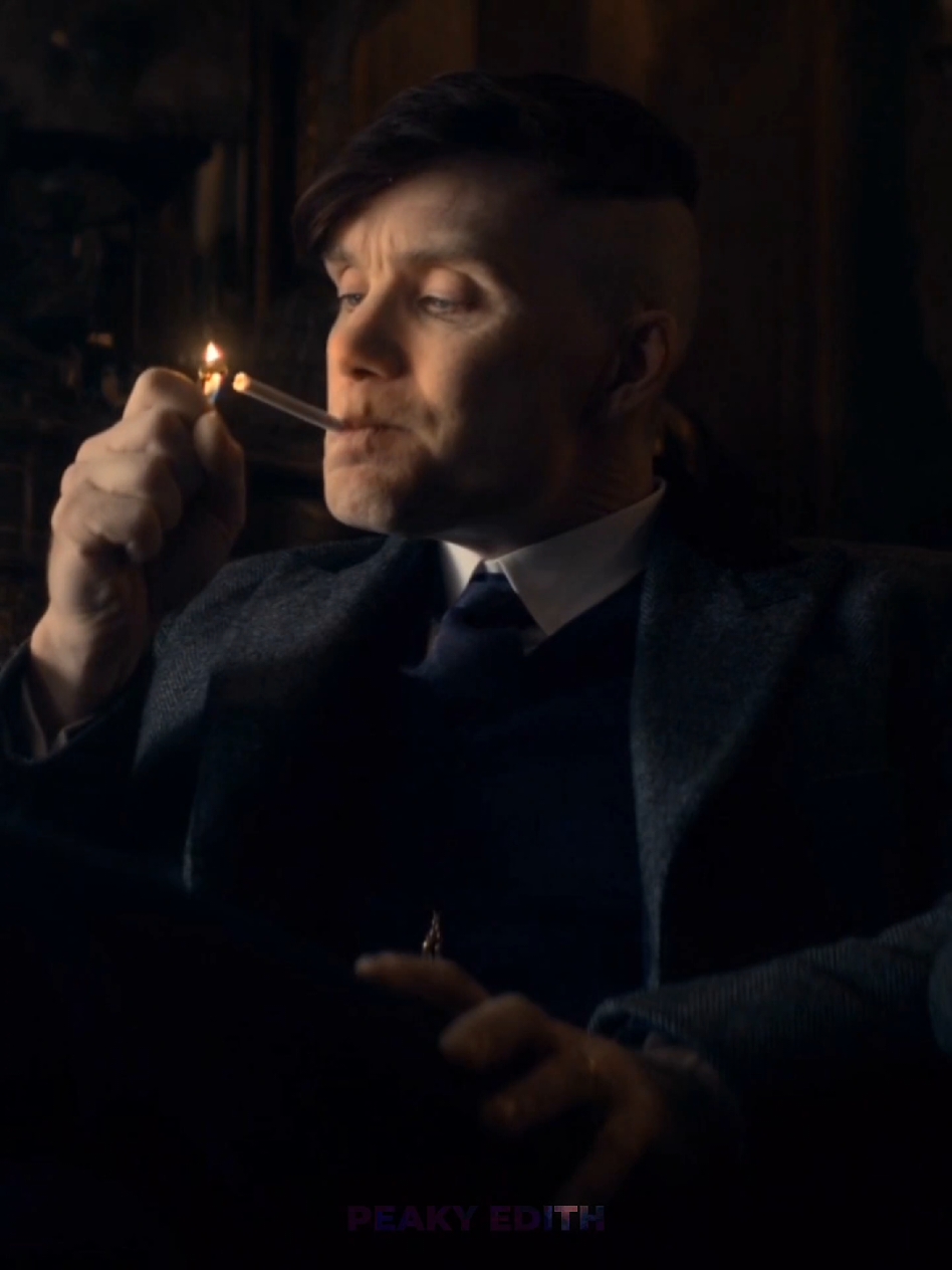 🥃//#thomasshelby #peakyblinders #peakyblindersedits #viral #peakyyblind3rs 