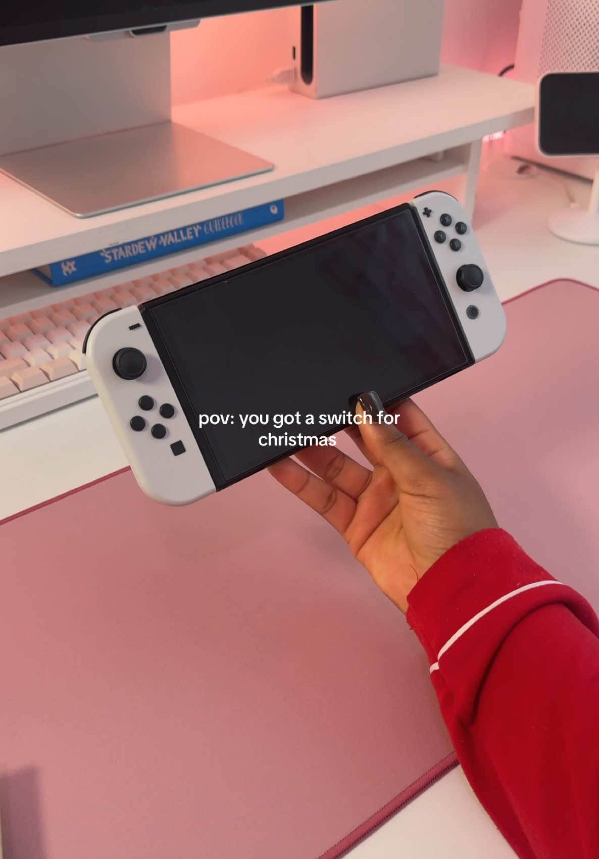 Check out my ‘game recs’ playlist for free & paid game recommendations 💗 #cozydesksetup #desksetup #cozyspace #deskaesthetic  #cozygamingsetup #cozygamingcorner #stardewvalley #stardewtok #olednintendoswitch #nintendoswitch #switchgames #switcholed #oledswitch