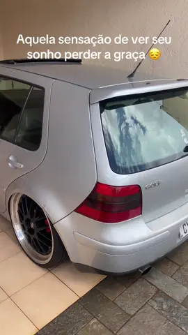 Altos e baixos 😞 . . . . . . . . . . #gearhead #gearheads #stancecar #golflife #golfmk4 #golfnation #projectcar #foryou #fy #volkswagen #golf #carro #stance #