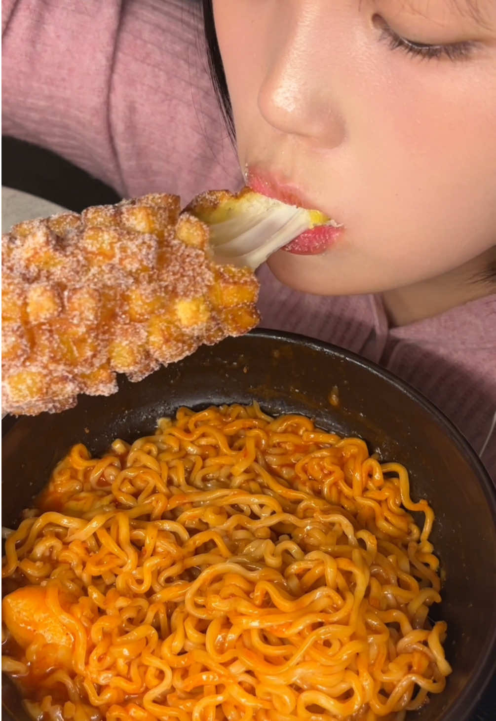 Spicy buldak and Korean corn dog ASMR Mukbang 불닭 먹방 ❤️‍🔥 #samyangnoodles #asmrsounds #buldakramen #spicynoodles #koreancorndog #food #eatingshow #세로먹방 #야식 #핫도그 