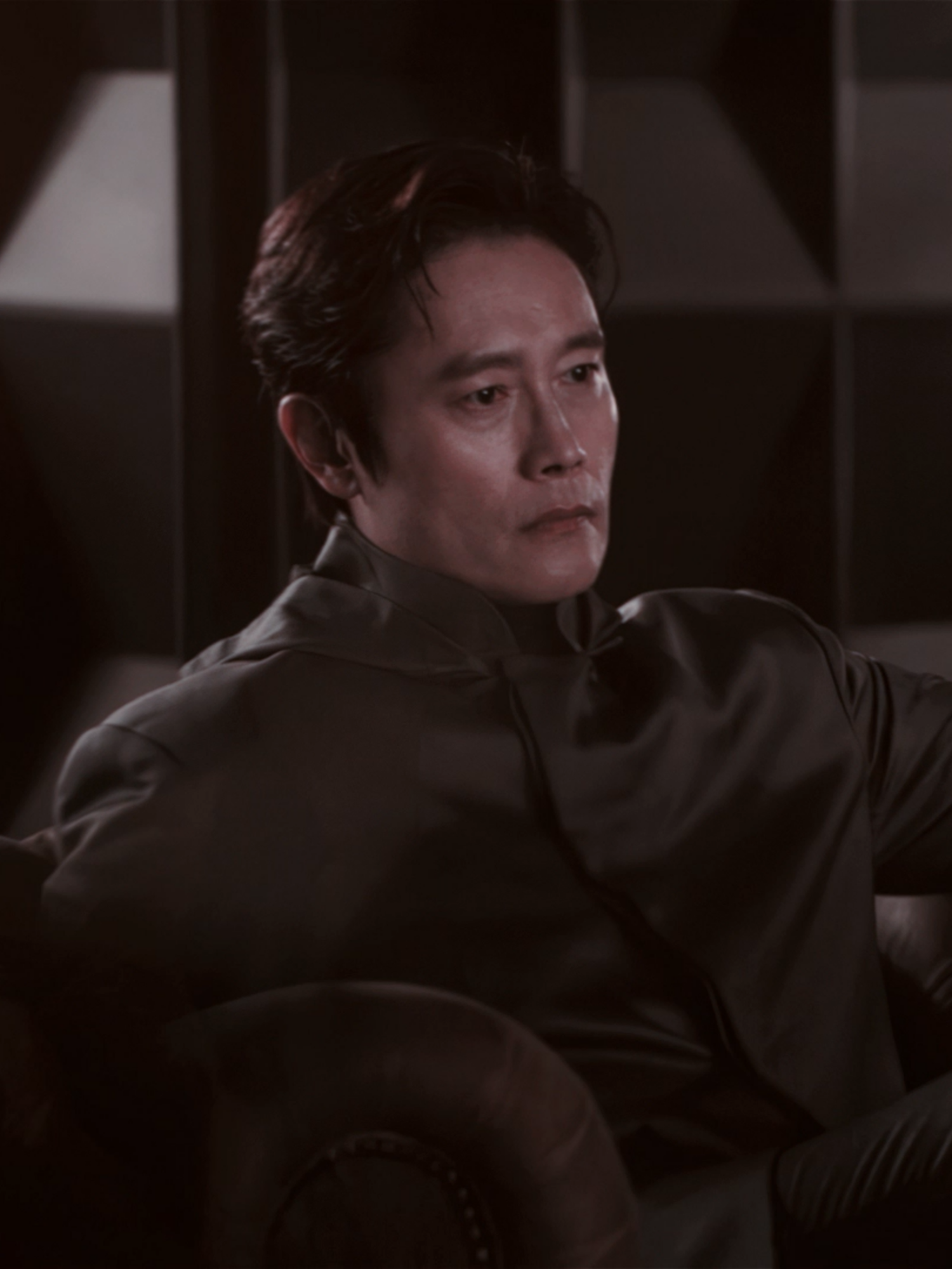 BEEN SAYING HE'S FINE SINCE S1 #hwanginho #thefrontman #squidgame #squidgameseason2 #squidgameedit #leebyunghun #kdrama #kdramaedit #fyp | scp taedae.scp ac jeansaudios