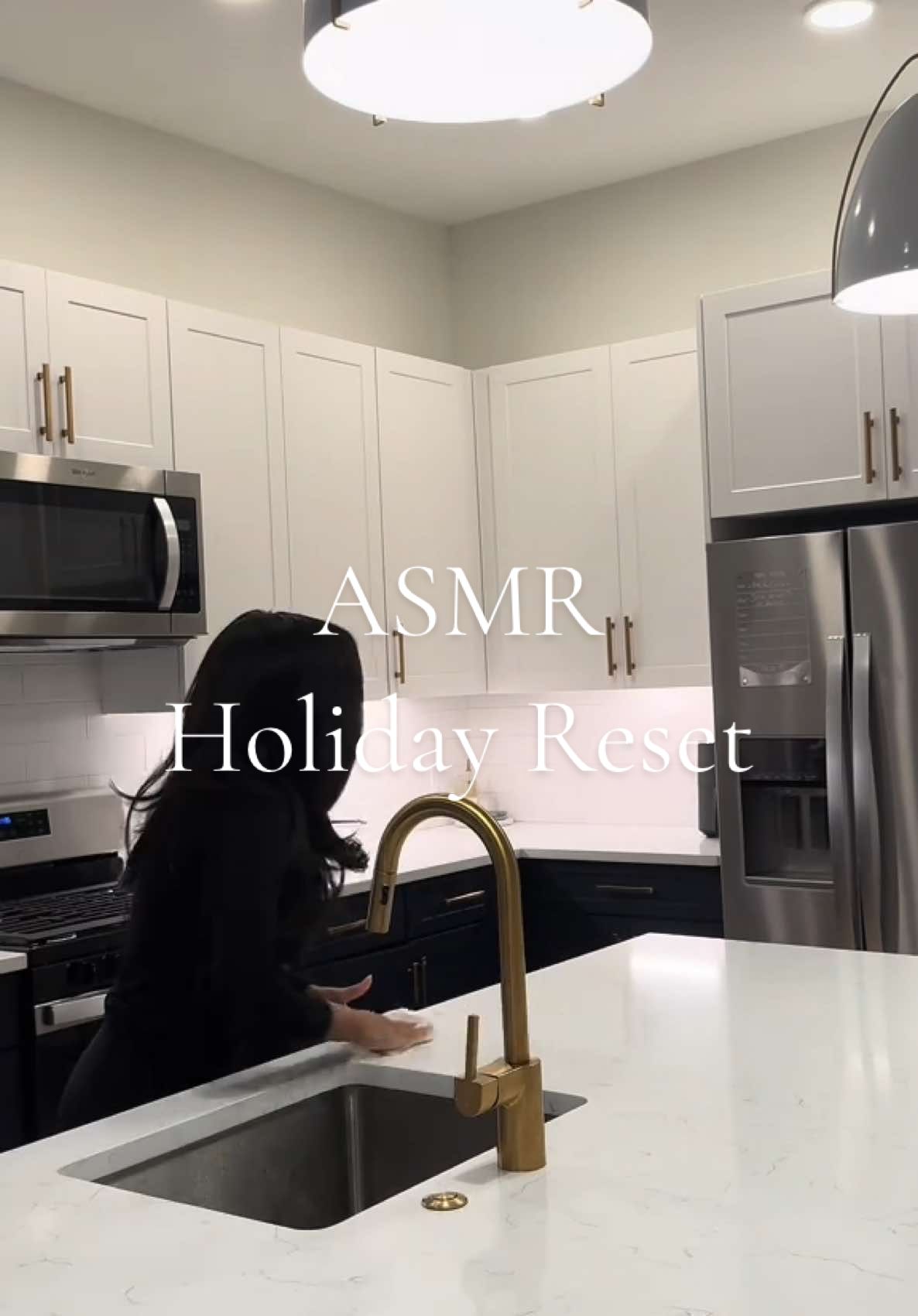 After a week full of cooking and unwrapping gifts, it’s time to reset. A few items out of place can have my home looking untidy very quickly. Let’s clean! #CleanTok #asmrcleaning #asmrclean 