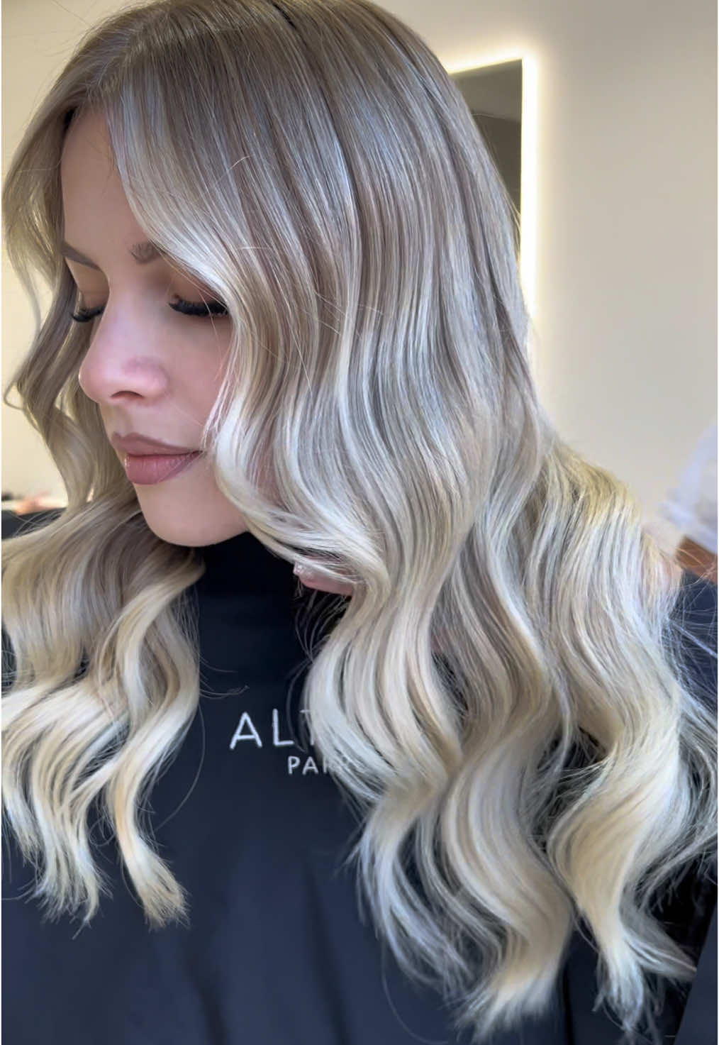 Air touch 🔥  @Lopis Professional #hairstyle #hairblond #airtouch 