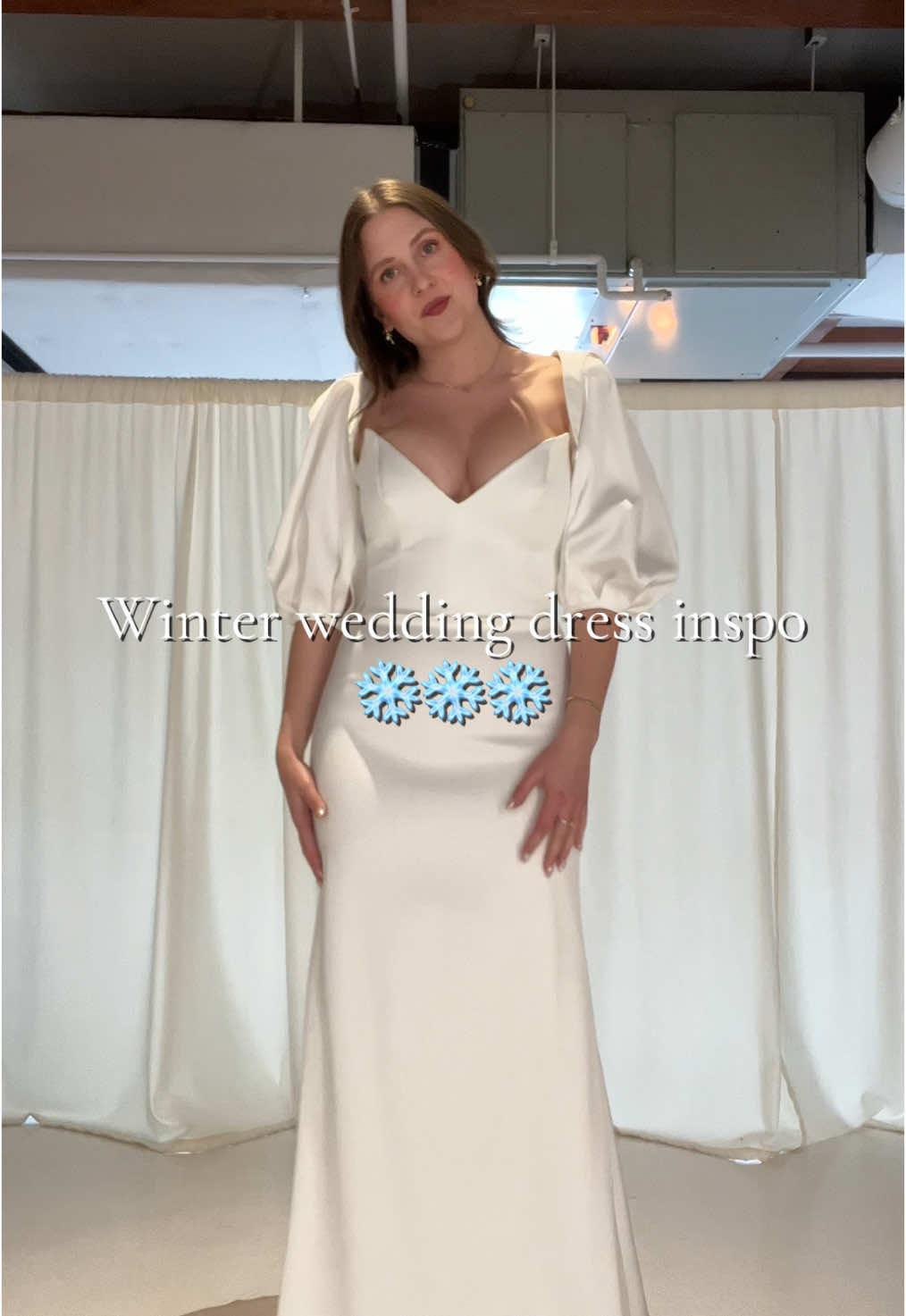 Add a bolero and there you have it ❄️❄️❄️ #winterwedding #minimalistweddingdress #2025bride 