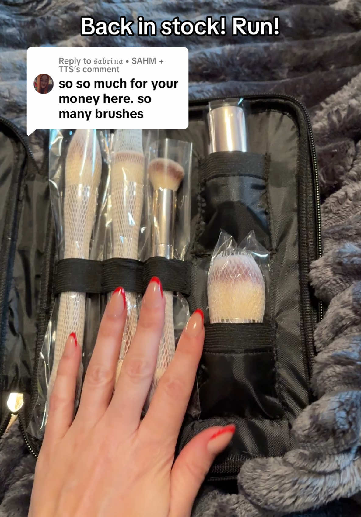 Replying to @𝔰𝔞𝔟𝔯𝔦𝔫𝔞 • SAHM + TTS this is such a good value! #makeup #makeupbrushset #makeupbrushes #tiktokshopfinds #tiktokshopping #tiktokmademebuyit #fyp #deals 