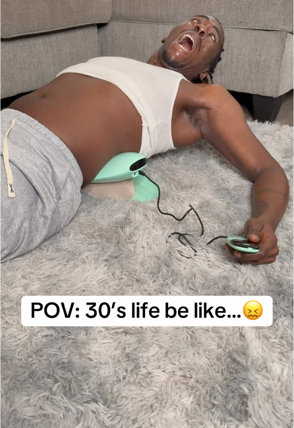 The struggle is real! However there is hope 🙌🏾 this massager felt absolutely amazing.  ##30s##backmassager##review##massage