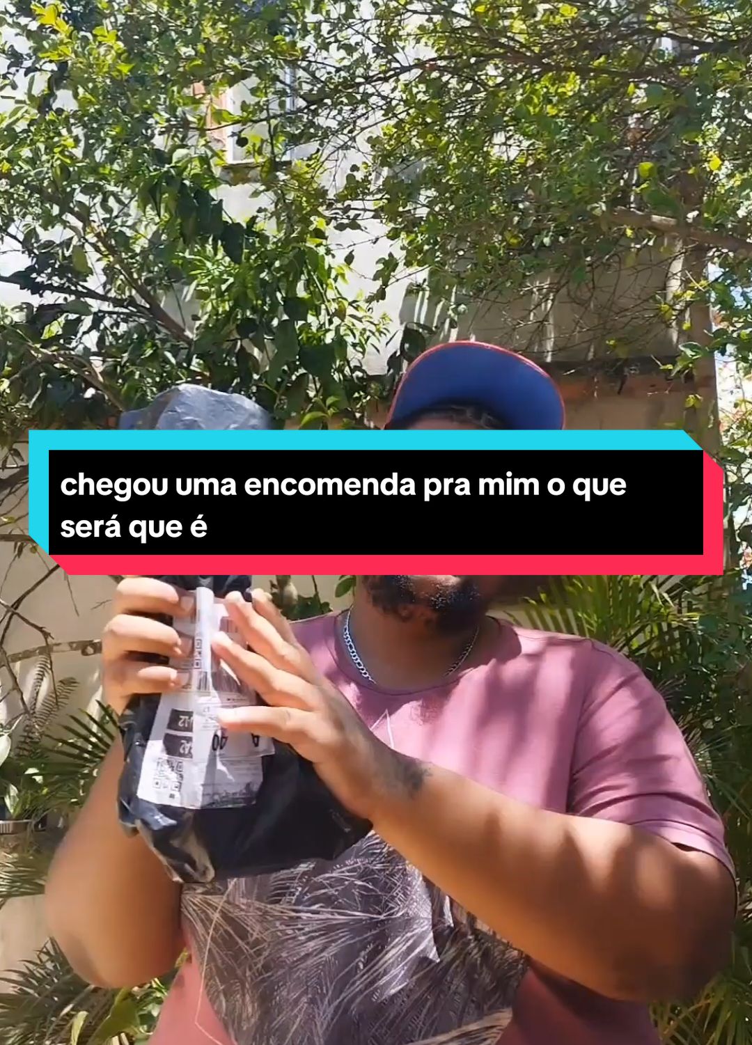 chegou uma encomenda pra mim o que será que é #encomeda #gravação #videos   #tripé 