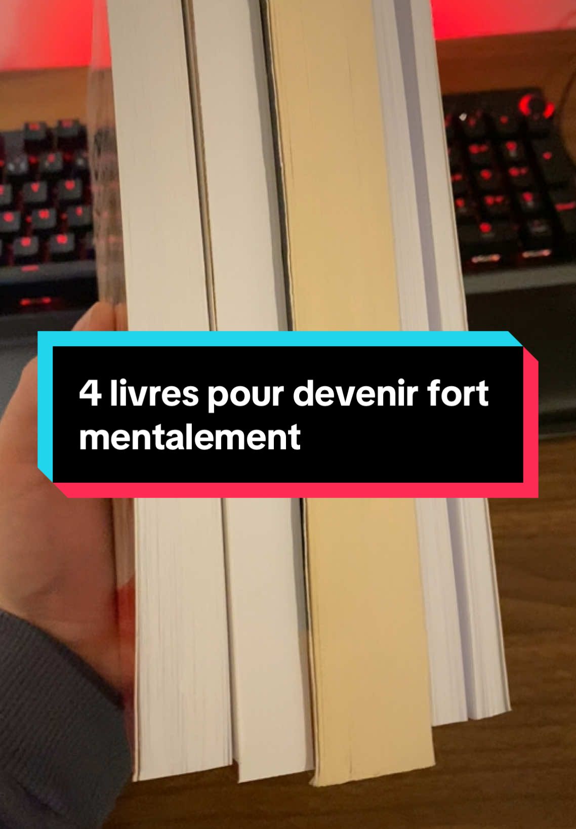 Voici une sélection de 4 livres qui peuvent te transformer en une personne forte mentalement. #DéveloppementPersonnel #devperso #lecture #davidgoggins #Resilience 