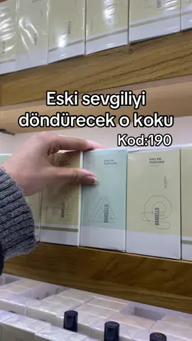 Yeni çıkan o ürünn 🩷 #christmas #perfumetiktok 