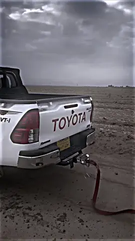 TOYOTA HILUX 2016 VS 2014 🦁🥵 #aram_qa184 #hawler 