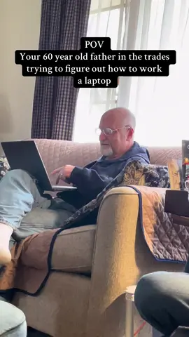 He can’t text either #fyp #funnyvideo #father #trades #techtroubles #laptop #getittogether #boomer  #Dadlife 