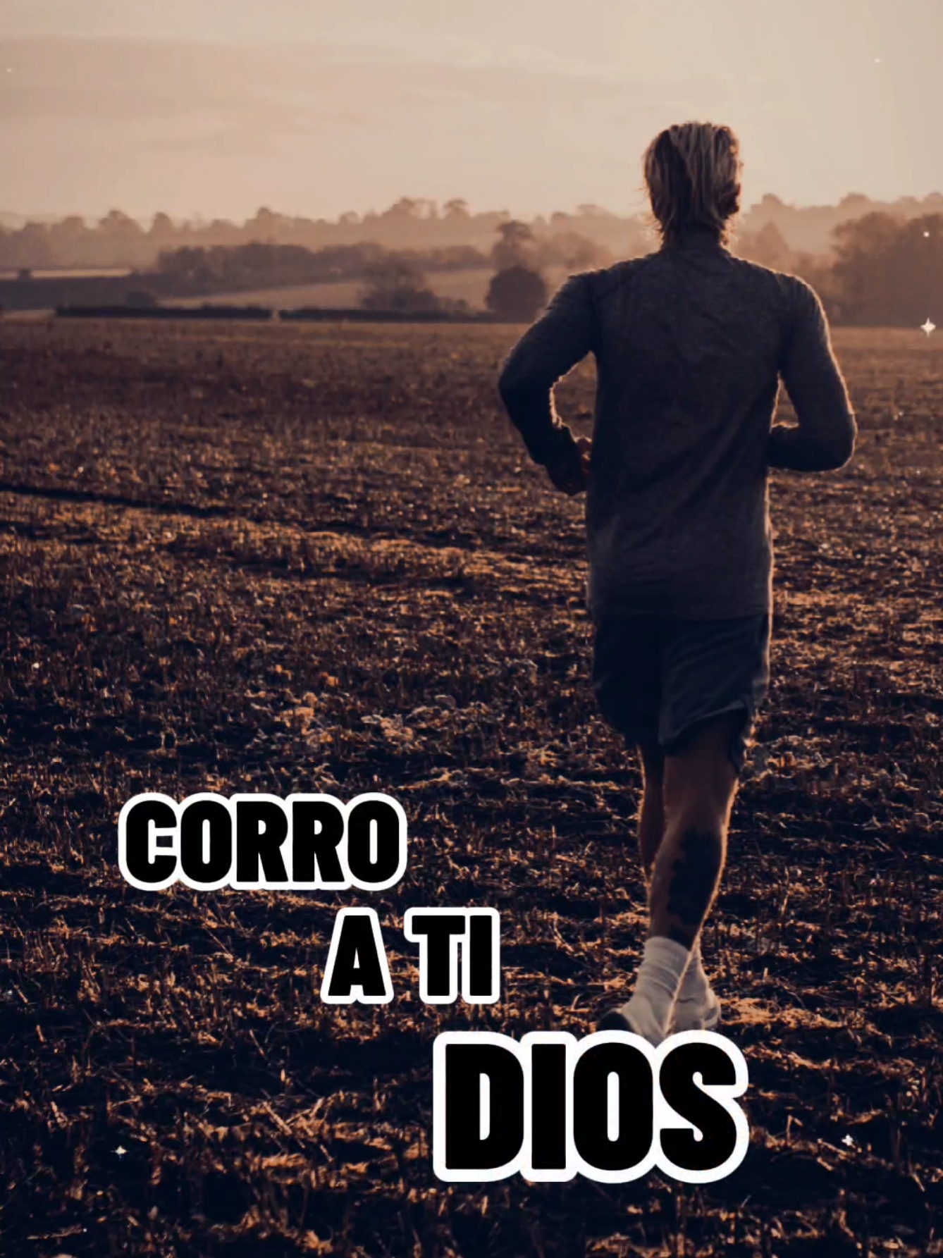 Corro hoy seguro a tus brazos otra vez Mi refugio es tu dulce presencia Mi escondite es tu tierno amor Me levanta tu poderosa palabra Corro a Ti, Dios Corro a Ti... #findeaño #CapCut #mirefugio #mielsanmarcos #samrivera #2025 #mi2025 #amen #Dios 