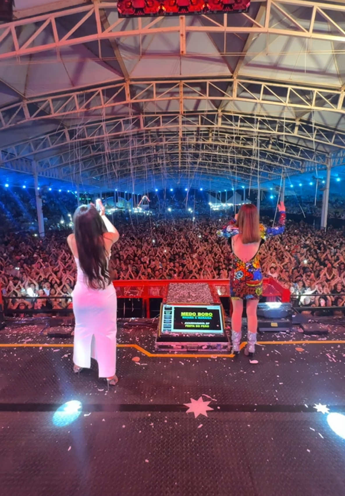 Que coisa linda, São Paulo! ♥️🎶 Festa do Peão de Rodeio de Avanhandava foi um evento único, público cantando nosso sucesso #VaiLá, que está na boca do povo! Muito obrigada, amamos vocês.